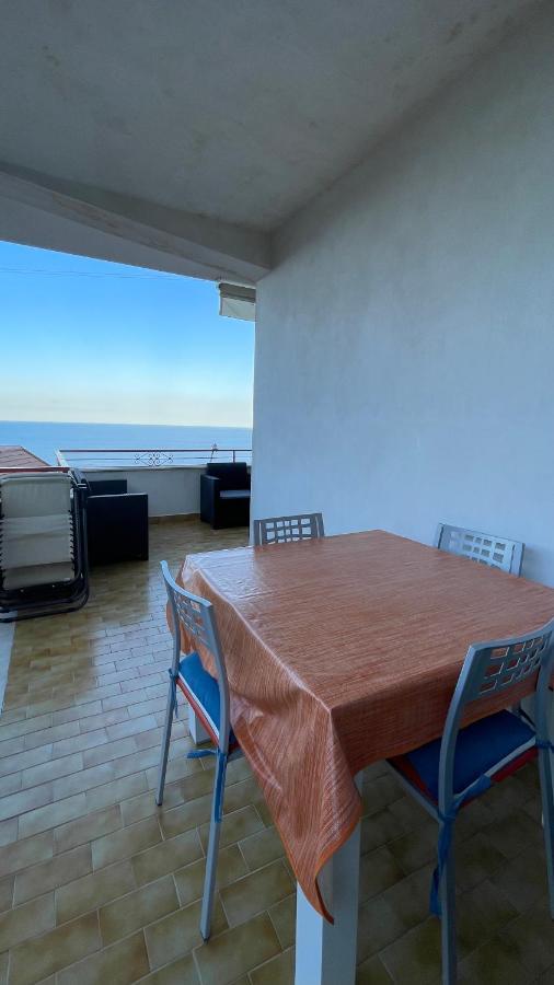 Baia Aurora Villa Letojanni Ngoại thất bức ảnh